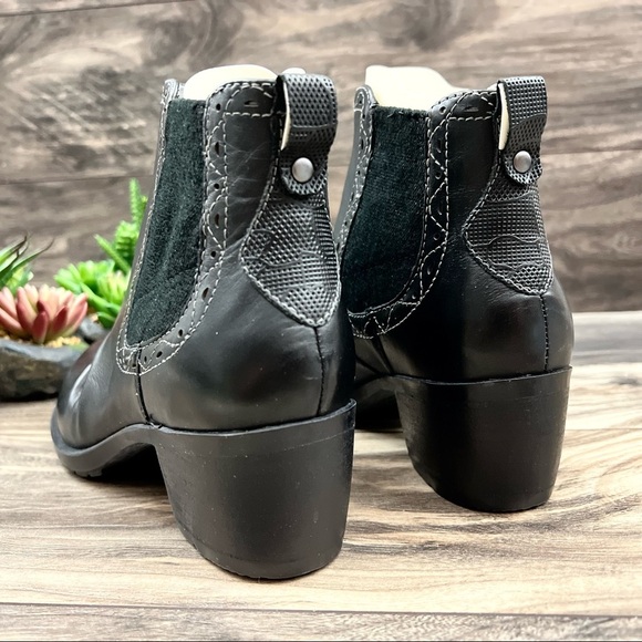 NIB Earth Denali Aspect Black Leather Pull On Ankle Bootie Boots 8M 39 - Picture 9 of 12